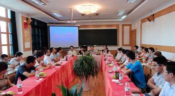 浙江省奥鹏学习中心举行201307批次毕业典礼